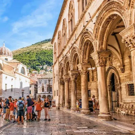 Large Three Bedroom, Center Of Old Town Appartement Dubrovnik