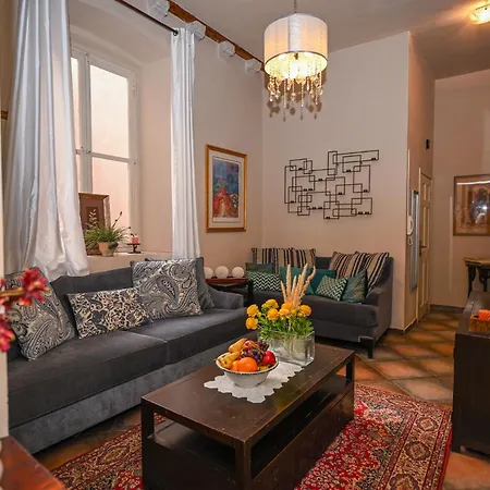 Appartamento Large Three Bedroom, Center Of Old Town Ragusa